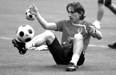 NBA：快船三巨头合砍80分 擒下森林狼